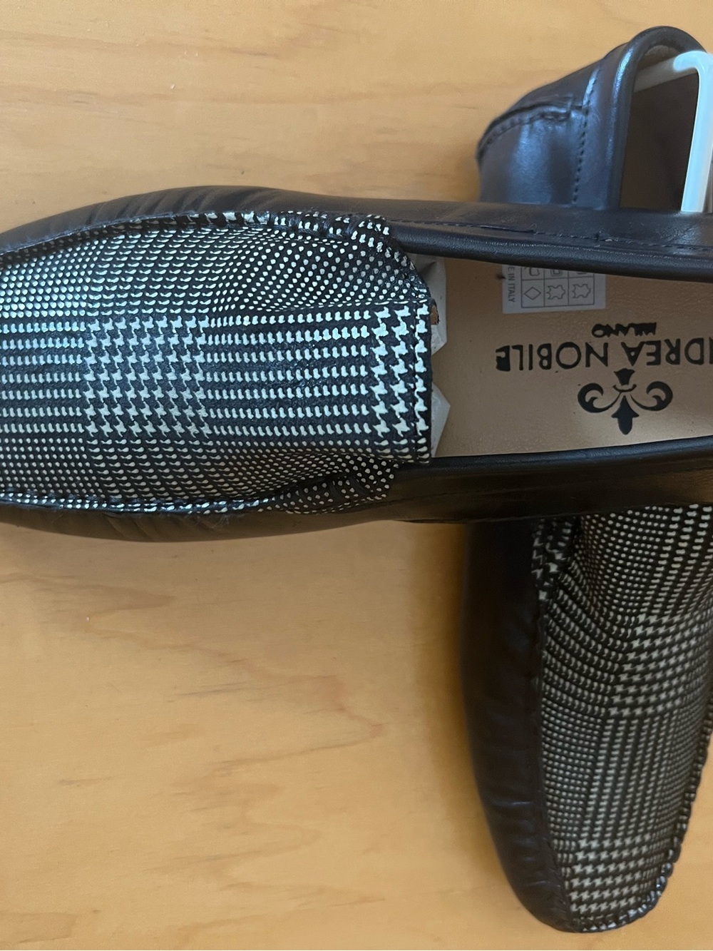 Black & White Houndstooth Slip-On Men's Loafers moccasin. Size 7/41